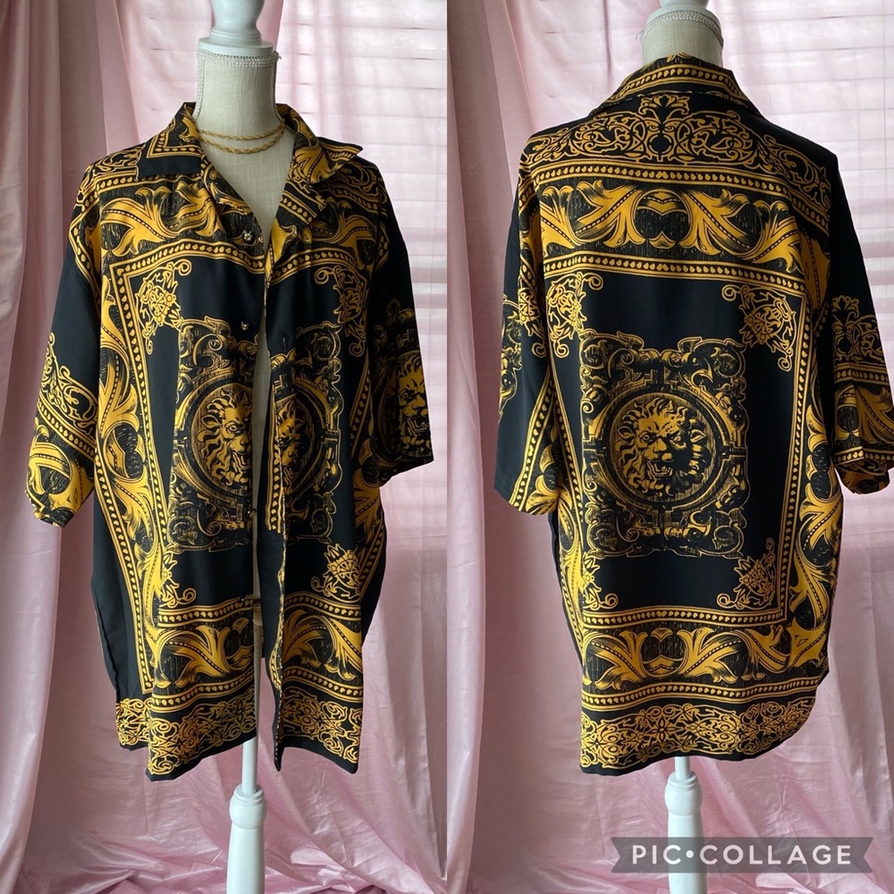 Vintage Opulant Black Short Sleeve Blouse